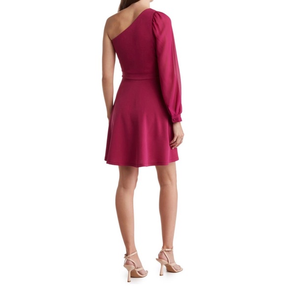 Love by Design Riley Crepe Asymmetric Dress - Picture 2 of 2